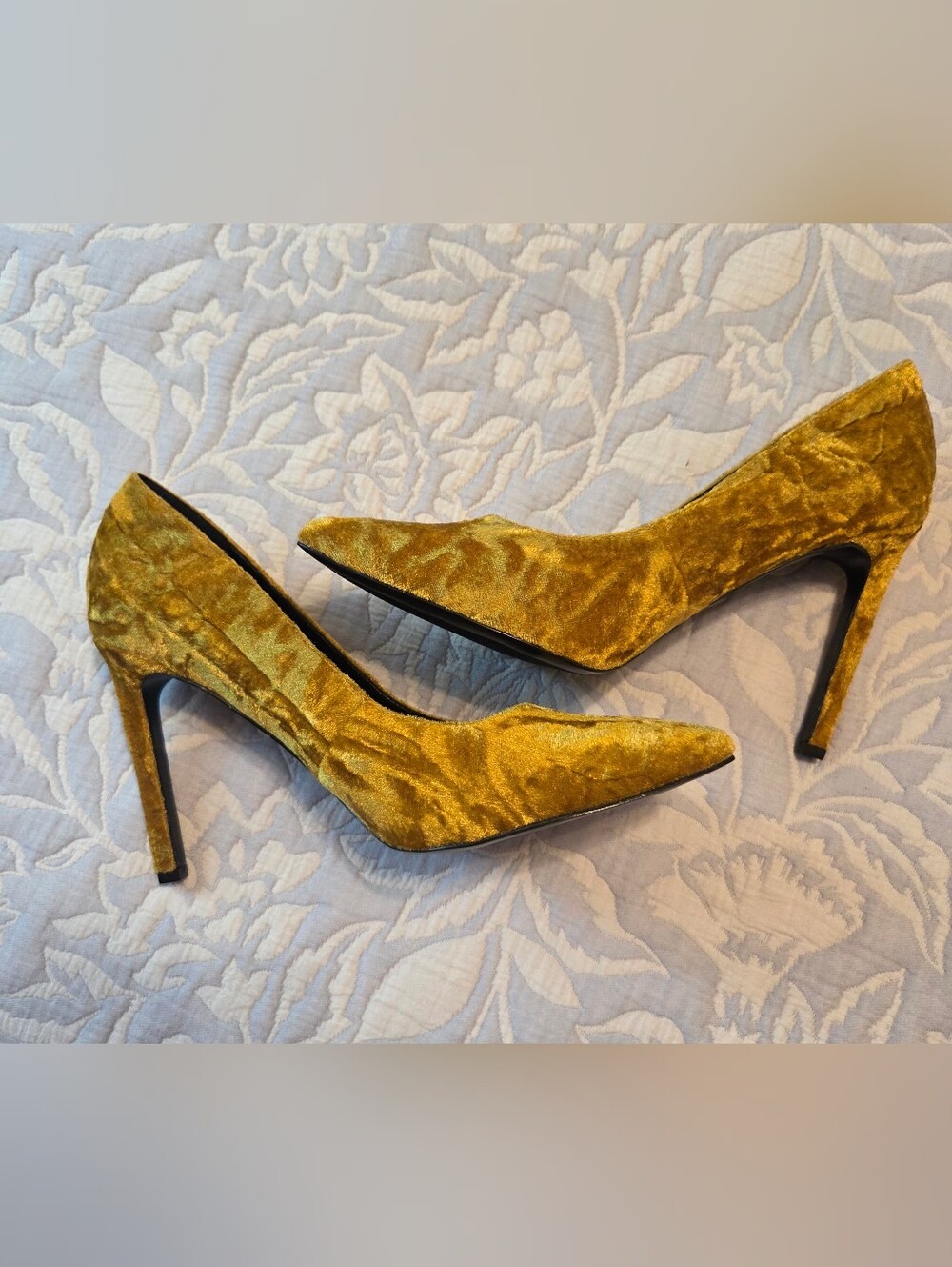 Nine West Tatiana Crushed Velvet Chartreuse  Heels